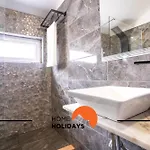 #266 Luxury Jacuzzy & Premium