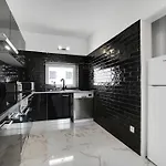 #266 Luxury Jacuzzy & Premium * Αλμπουφέιρα