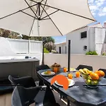 #266 Luxury Jacuzzy & Premium * Αλμπουφέιρα