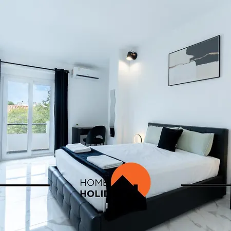 #266 Luxurious Bellagio فيلة